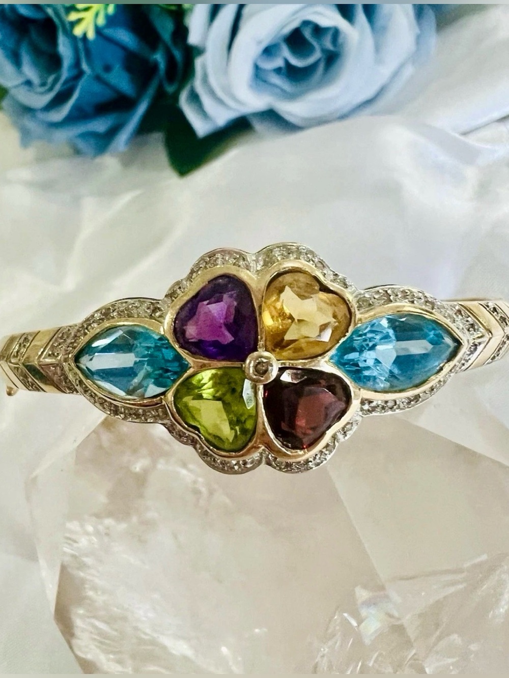 14K 585 Gold Bangle Multi-Color Gemstone
Flower Hinged Safety Class 16g /6.5”